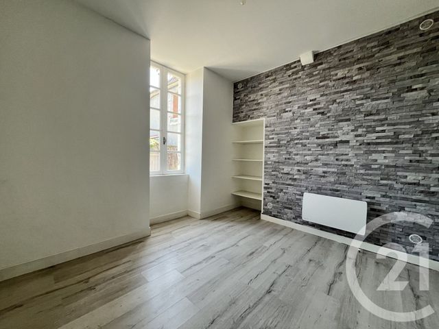 Appartement F4 à louer - 4 pièces - 66.93 m2 - ORTHEZ - 64 - AQUITAINE - Century 21 Agence Du Pont - Vieux