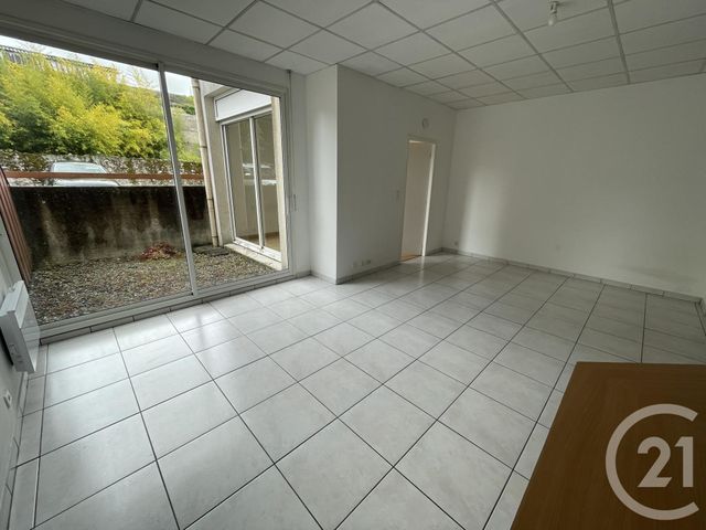 Appartement F2 à louer - 2 pièces - 58.0 m2 - ORTHEZ - 64 - AQUITAINE - Century 21 Agence Du Pont - Vieux