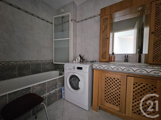 Appartement F4 à vendre - 4 pièces - 82.0 m2 - ORTHEZ - 64 - AQUITAINE - Century 21 Agence Du Pont - Vieux