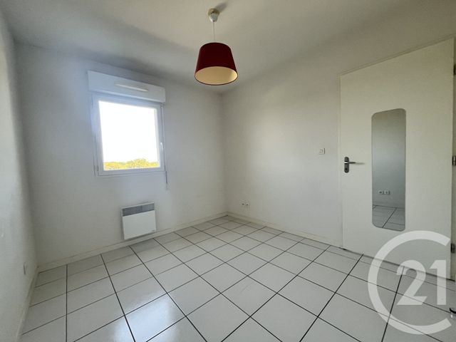 Appartement à louer - 2 pièces - 35.0 m2 - MOURENX - 64 - AQUITAINE - Century 21 Agence Du Pont - Vieux