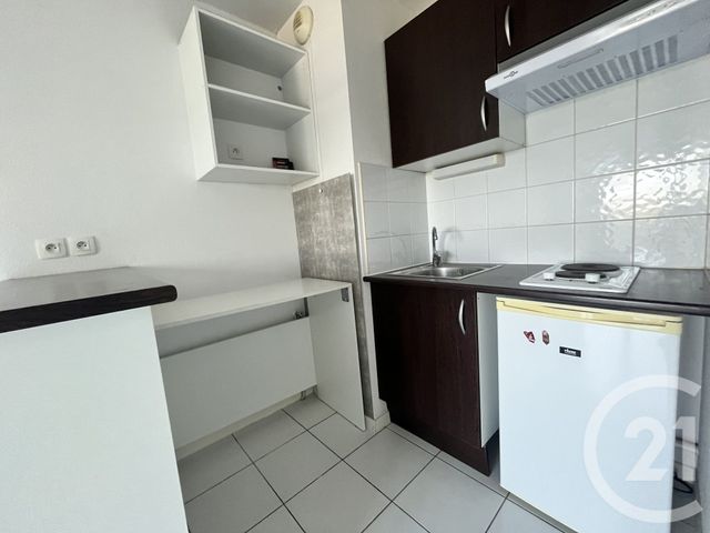 Appartement à louer - 2 pièces - 35.0 m2 - MOURENX - 64 - AQUITAINE - Century 21 Agence Du Pont - Vieux