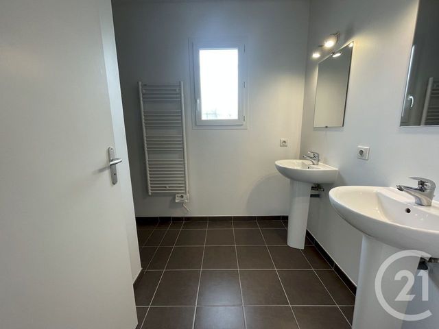 maison à louer - 4 pièces - 89.0 m2 - MONT - 64 - AQUITAINE - Century 21 Agence Du Pont - Vieux