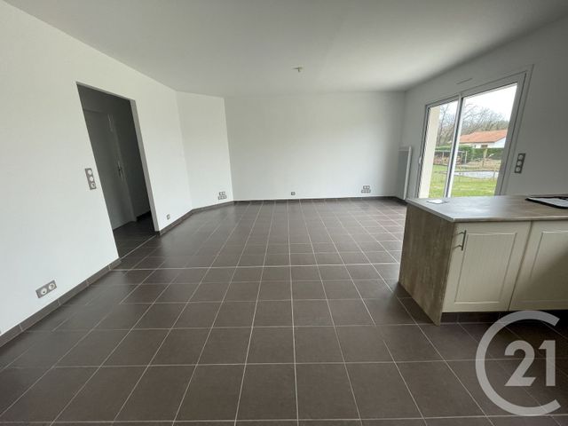 maison à louer - 4 pièces - 89.0 m2 - MONT - 64 - AQUITAINE - Century 21 Agence Du Pont - Vieux