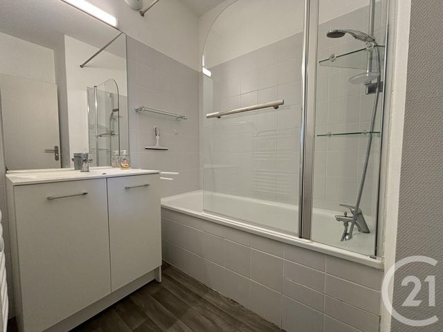 Appartement F3 à louer - 3 pièces - 67.21 m2 - ORTHEZ - 64 - AQUITAINE - Century 21 Agence Du Pont - Vieux