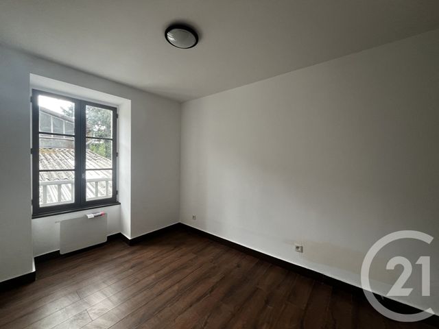 Appartement T4 à louer - 4 pièces - 70.8 m2 - ORTHEZ - 64 - AQUITAINE - Century 21 Agence Du Pont - Vieux